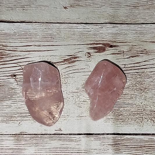 💗 Cuarzo Rosa – Amor, Armonía y Sanación Emocional